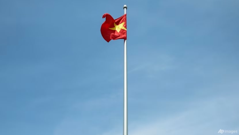  5 warga China, 1 rakyat Vietnam  diberkas dalam serbuan terhadap penyeludupan emas di Hanoi