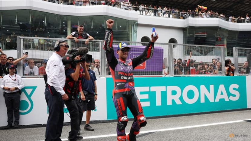 Martin seizes advantage with Malaysian GP sprint win Martin seizes advantage with Malaysian GP sprint win