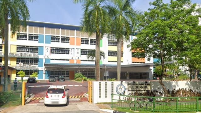 涉闯入北源小学蓄意破坏 四少年协助警方调查