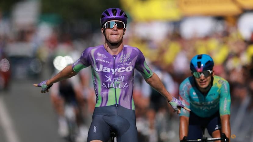 Schmid claims victory in Tour de France stage 13, Pogacar stays in yellow