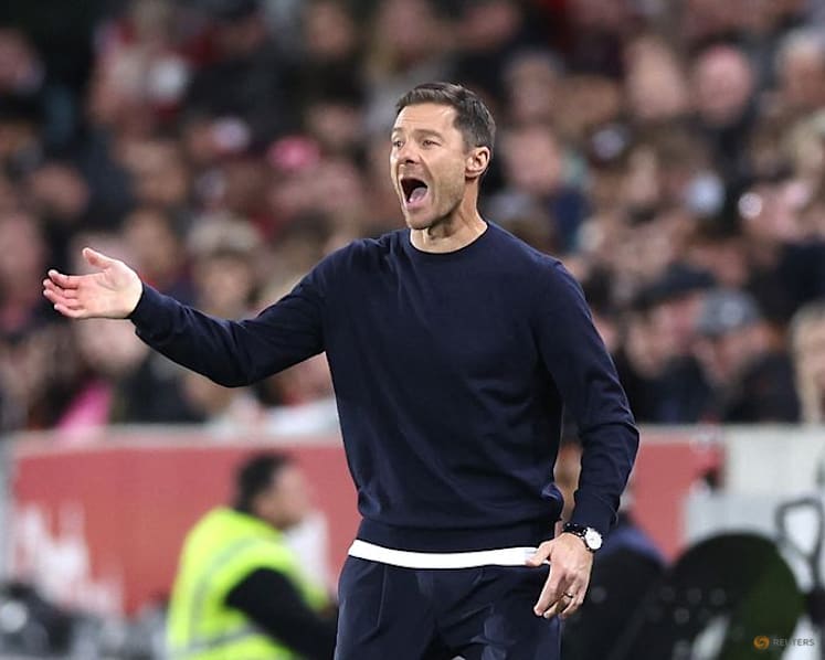 Alonso's Chelsea honeymoon shattered by 3-0 loss at Brentford