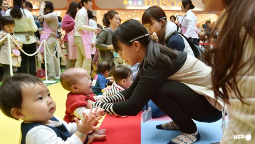 Commentary: Should women trying to get pregnant be given leave? Commentary: Should women trying to get pregnant be given leave?