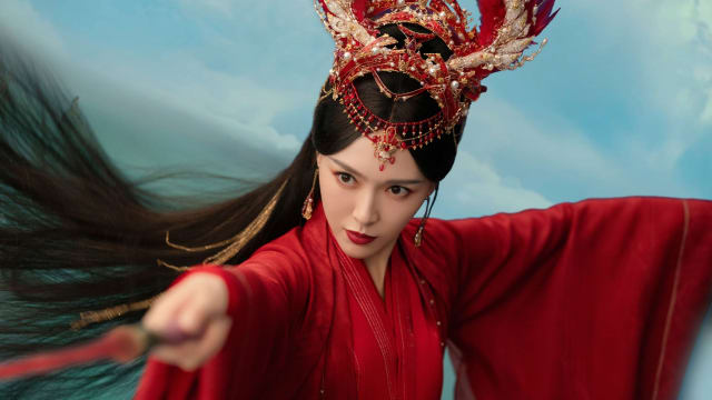《念无双》神女不易当，唐嫣拍打戏致脚踝骨折！