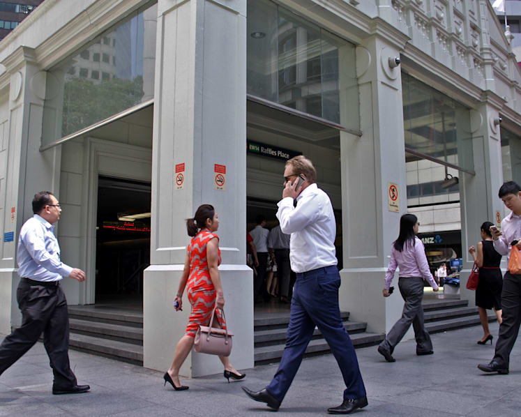 Moves being studied to improve consumers’ mobile experience