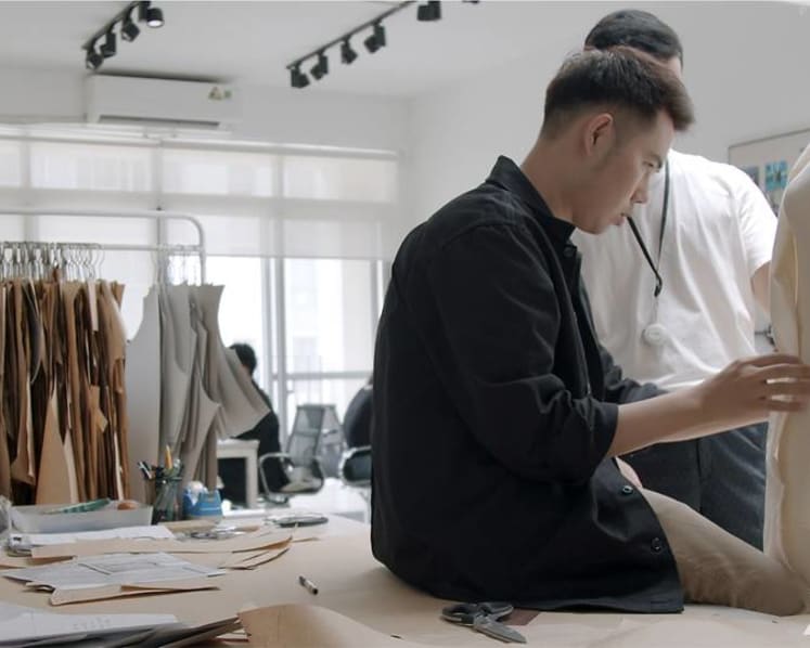 The Vietnamese fashion designer who credits his mum for his success