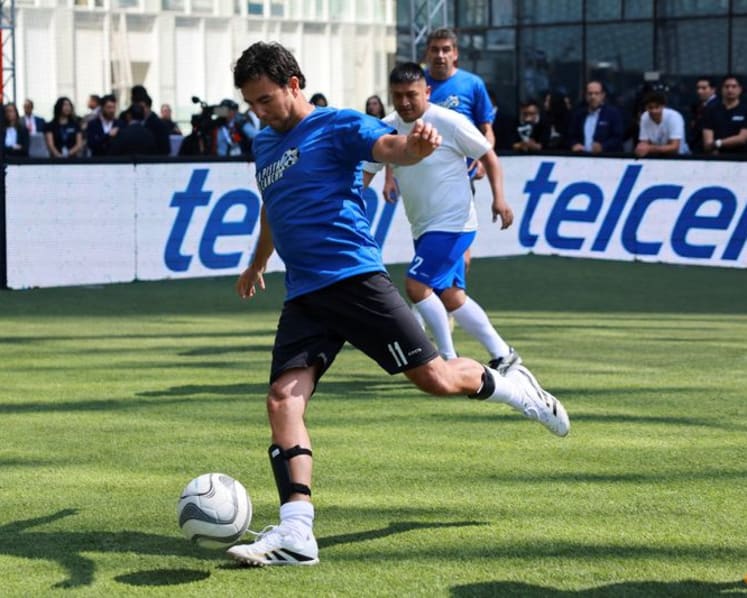 Checo Perez scores hat-trick in football exhibition while prepping for Cadillac F1 return