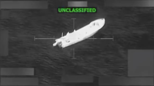 美军东太平洋再打击疑似贩毒船 六人死亡