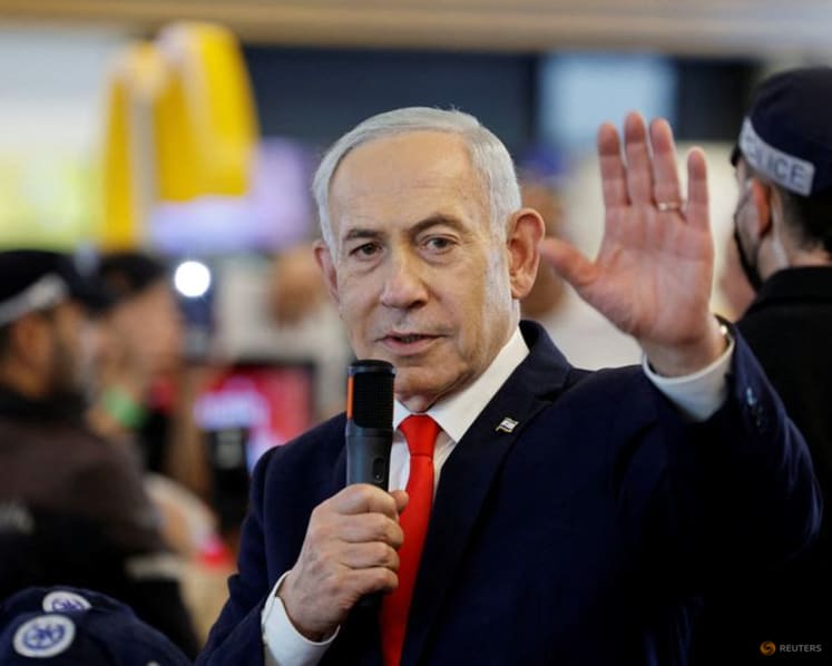 Netanyahu says 'toppling' Iran government only way to end threat
