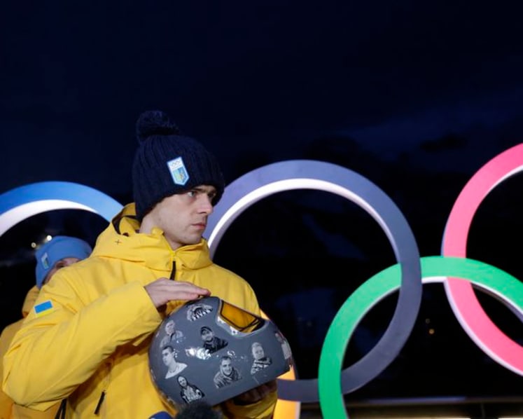 Skeleton-Ukraine's Heraskevych disqualified over helmet controversy