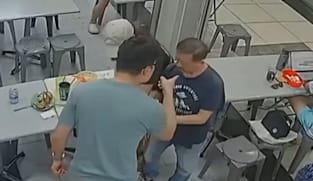 Polis kenal pasti identiti lelaki tolak warga emas hingga jatuh gara-gara sentuh kepala anaknya