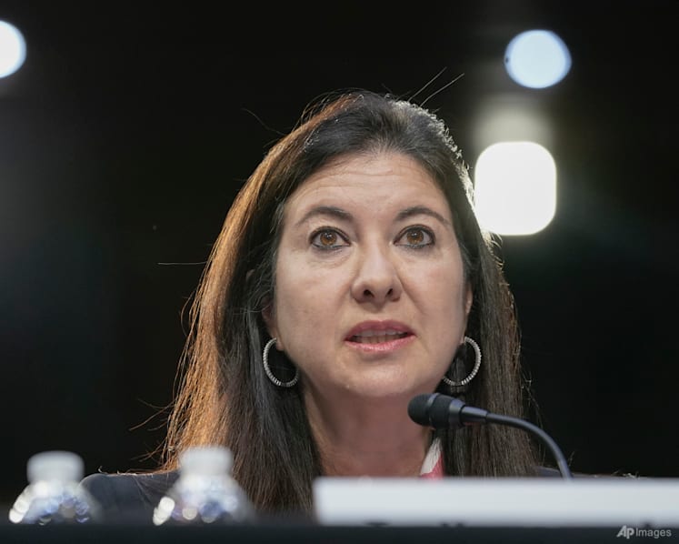 Former US Fed governor quit after repeated violations of trading rules