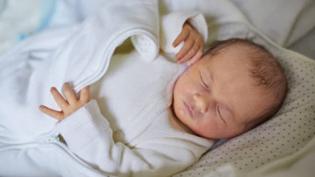 试管婴儿无丈夫基因 俄医生疑用错精子反指女子外遇