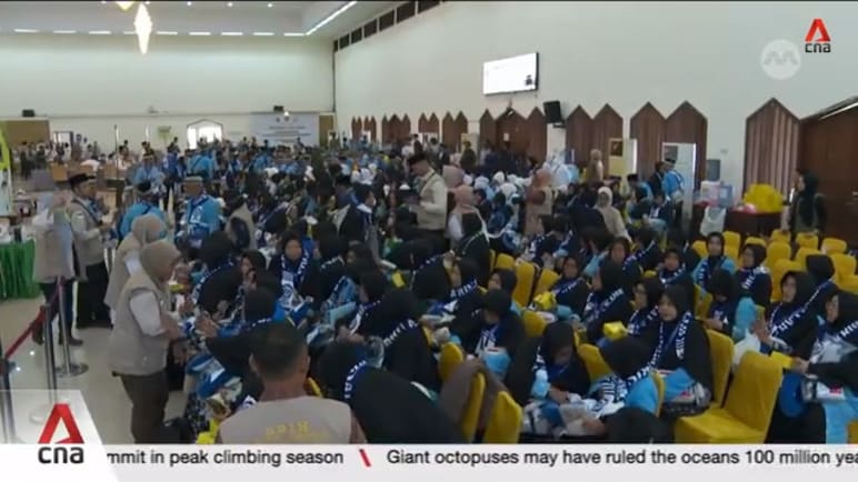 Indonesia says Haj departures to Saudi Arabia are on track