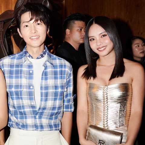 稀缺盛宴!黄暄婷、刘怡伶与宋仲基、Krystal同台闪耀,独家合影曝光!