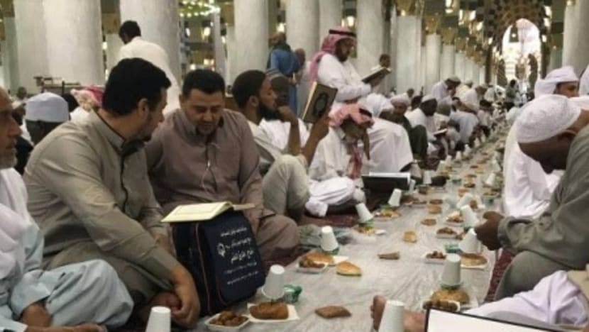 Permit iftar Masjidil Haram, Masjid Nabawi dibuka semula selepas 2 tahun