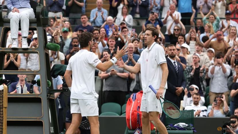 Norrie sees off ace-monster Jarry in thriller to reach last eight