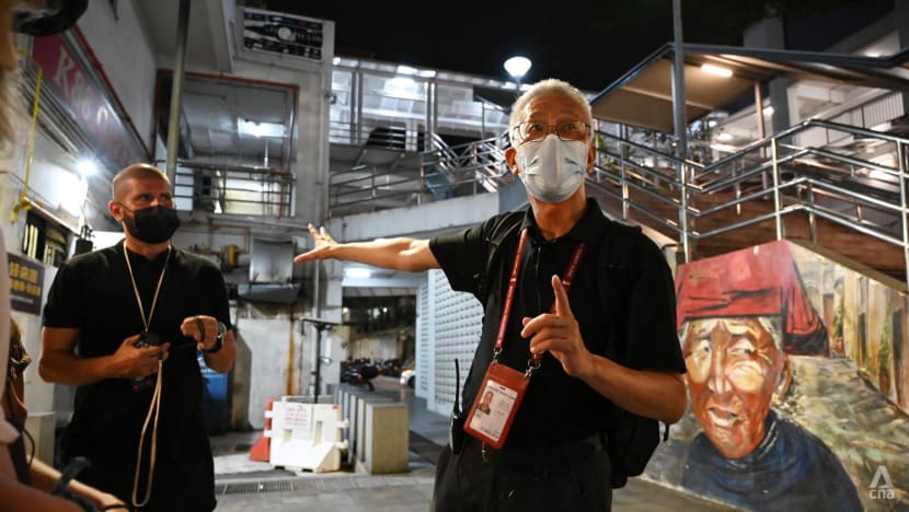 Games, tablets and theatre: Tours explore new ways of walking into Singapore's past Games, tablets and theatre: Tours explore new ways of walking into Singapore's past