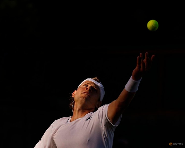 Fery keeps British flag flying at Wimbledon as he out-battles Bergs