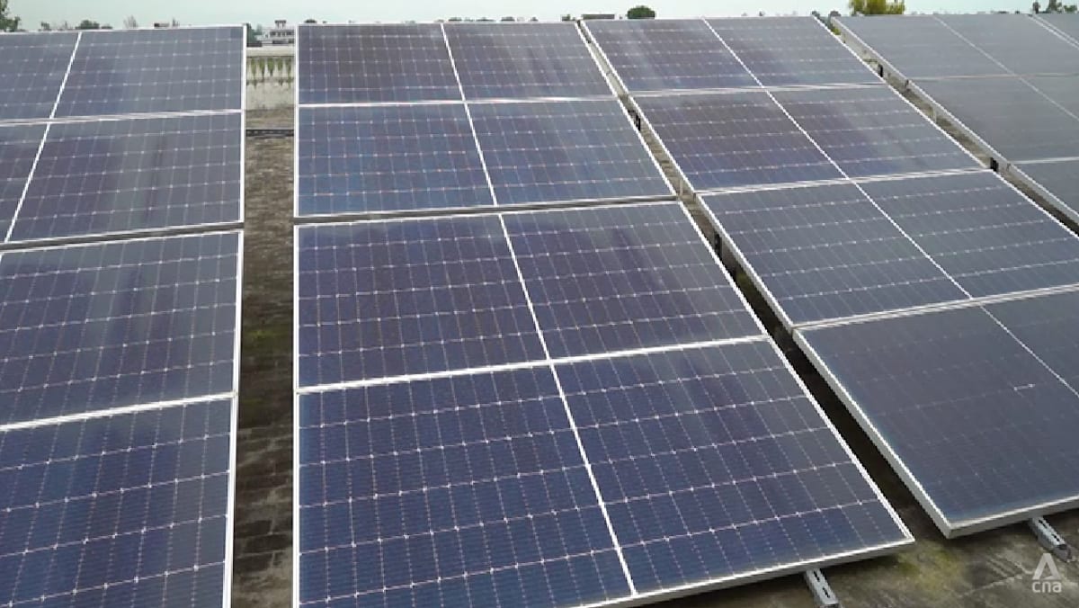 Pakistan’s solar boom cushions energy crisis amid supply disruptions and price hikes