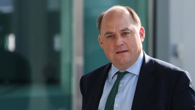 英国国防大臣本·华莱士正式辞职