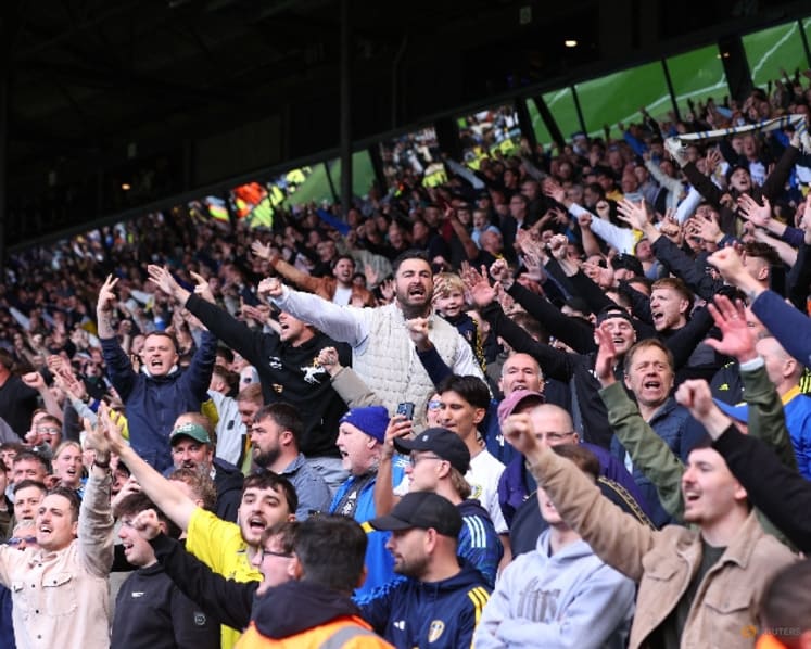 Leeds promise bans over homophobic chanting at Brighton match