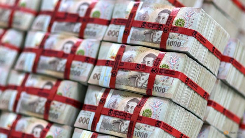Thai central bank, finance ministry to hold briefing on baht on Tuesday