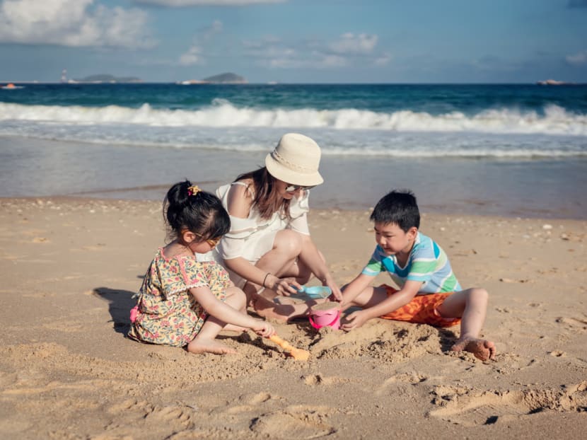 Commentary: Parents, do you know how to play with your children?