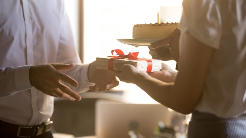 Commentary: The fraught politics of chipping in for office gifts
