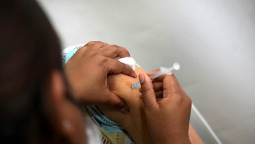 MOH reminding people who had 2 doses of Sinovac or Sinopharm vaccine to get 3rd dose by Dec 31
