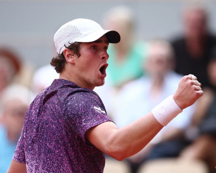 Teen sensation Fonseca comes of age by taming Djokovic at French Open