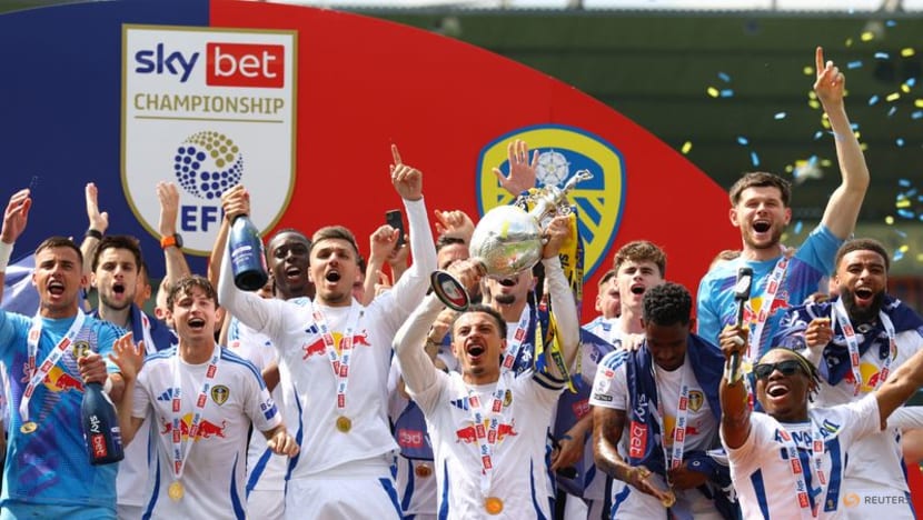 Leeds win Championship title on goal difference, Luton relegated Leeds win Championship title on goal difference, Luton relegated
