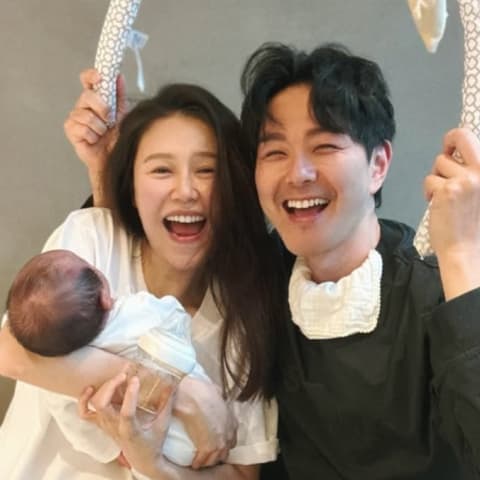 黄翠如、萧正楠儿子百日宴,这些港星都来了!