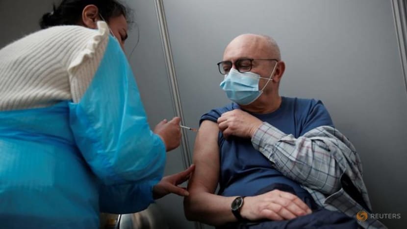 France recommends 1 dose of vaccine for people who had COVID-19