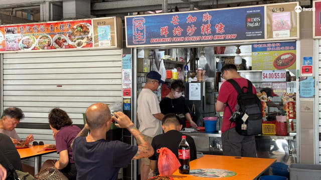 父患癌母中风 特需儿子炒粿条摊掌勺 食客排队来支持