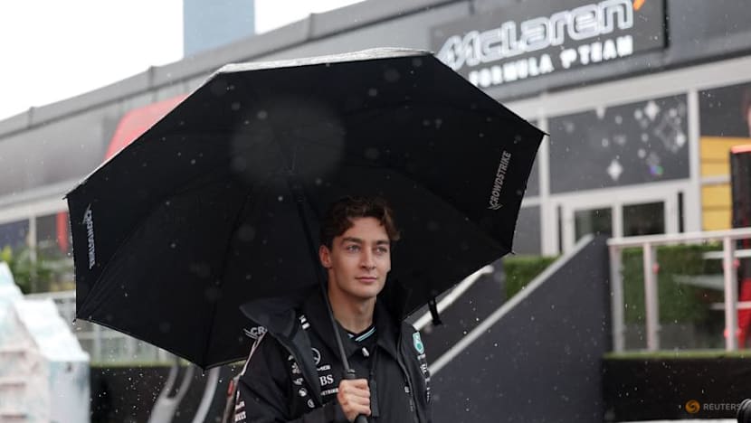 F1 drivers wary of wet start to Vegas weekend
