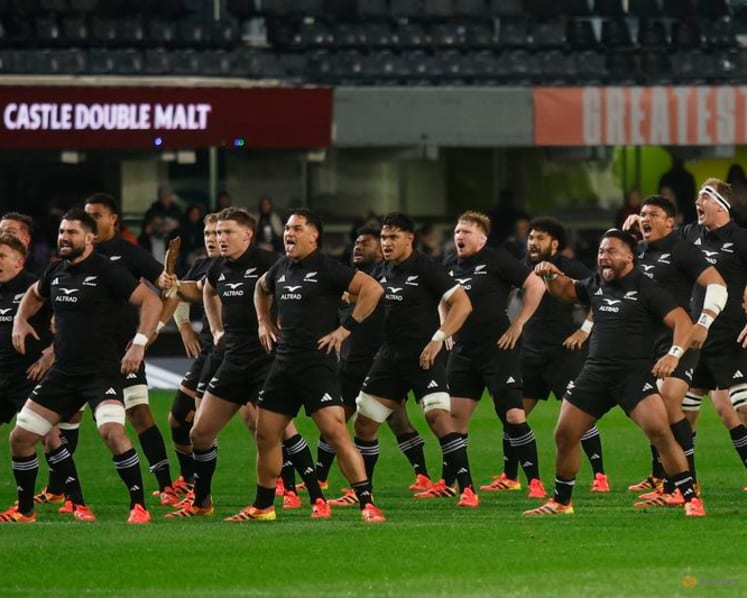 Eight-try blitz as All Blacks win second tour match in emphatic fashion