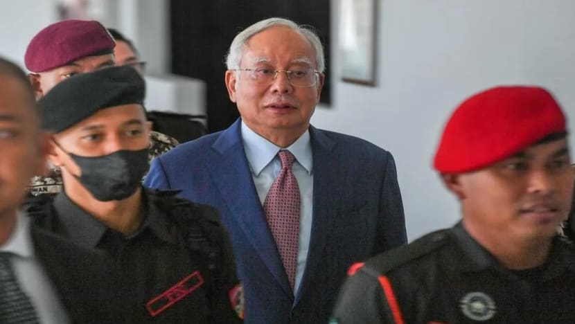 Najib Razak tarik balik rayuan mahkamah untuk hadiri parlimen
