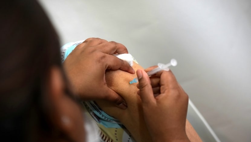Vaccination exercise for seniors kicks off at Ang Mo Kio, Tanjong Pagar; almost 100,000 people in S'pore have had jab so far