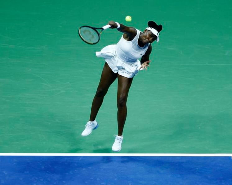 Kenin beats Venus Williams in late-night US Open encounter