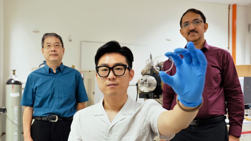 NTU researchers develop long-lasting anti-fog coating that 'self-cleans' under sunlight