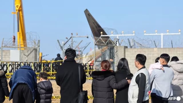 济航空难56天后 韩国务安国际机场首次允许飞机起降