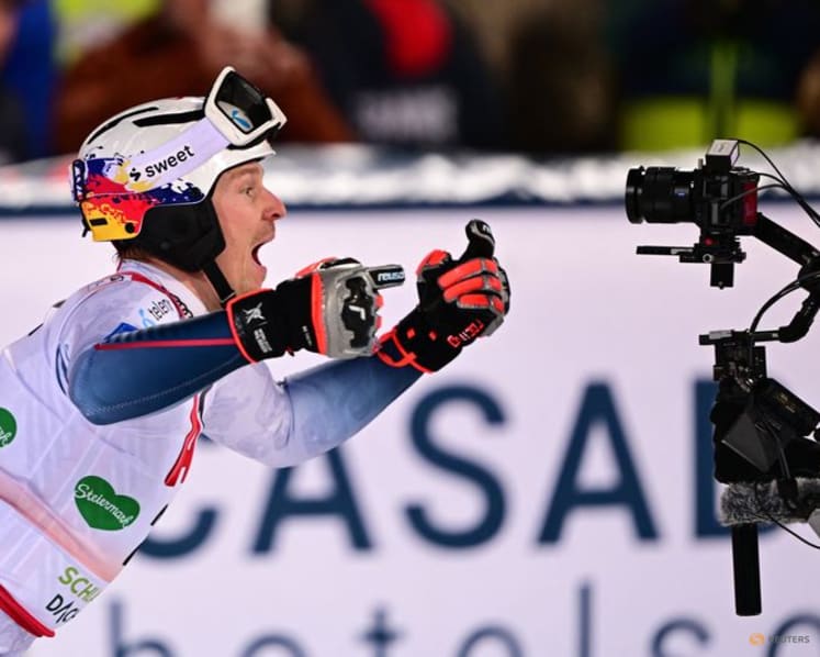 Alpine skiing-Norway's Kristoffersen wins last slalom before Olympics