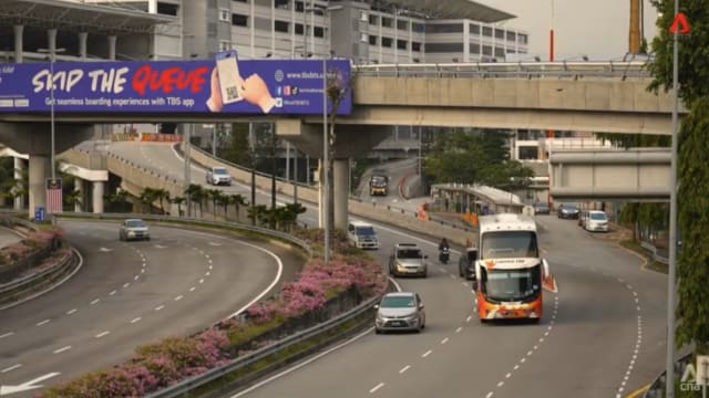 马国长途巴士意外 约七成发生在晚上10点至凌晨6点 
