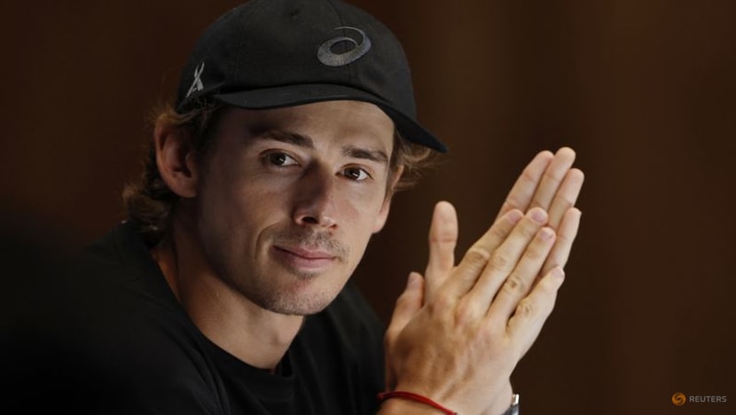 Tunnel vision for De Minaur as he ignores Australian Open hype