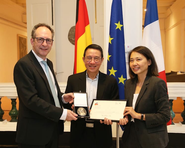Activist Alex Au first S'porean to win Franco-German human rights prize for work with LGBT community, migrant workers