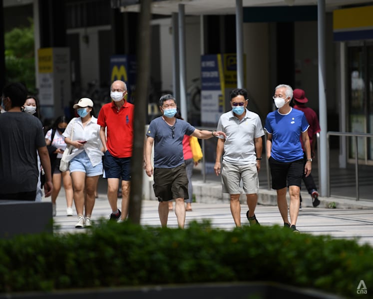 355 new COVID-19 cases and one death in Singapore