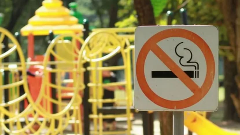 Britain akan haramkan merokok di taman permainan, hospital, luar sekolah Britain akan haramkan merokok di taman permainan, hospital, luar sekolah