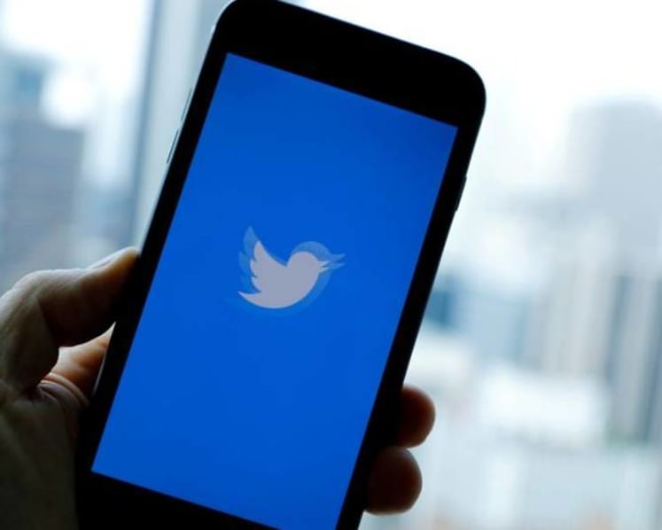 Twitter to let users charge followers to see premium posts