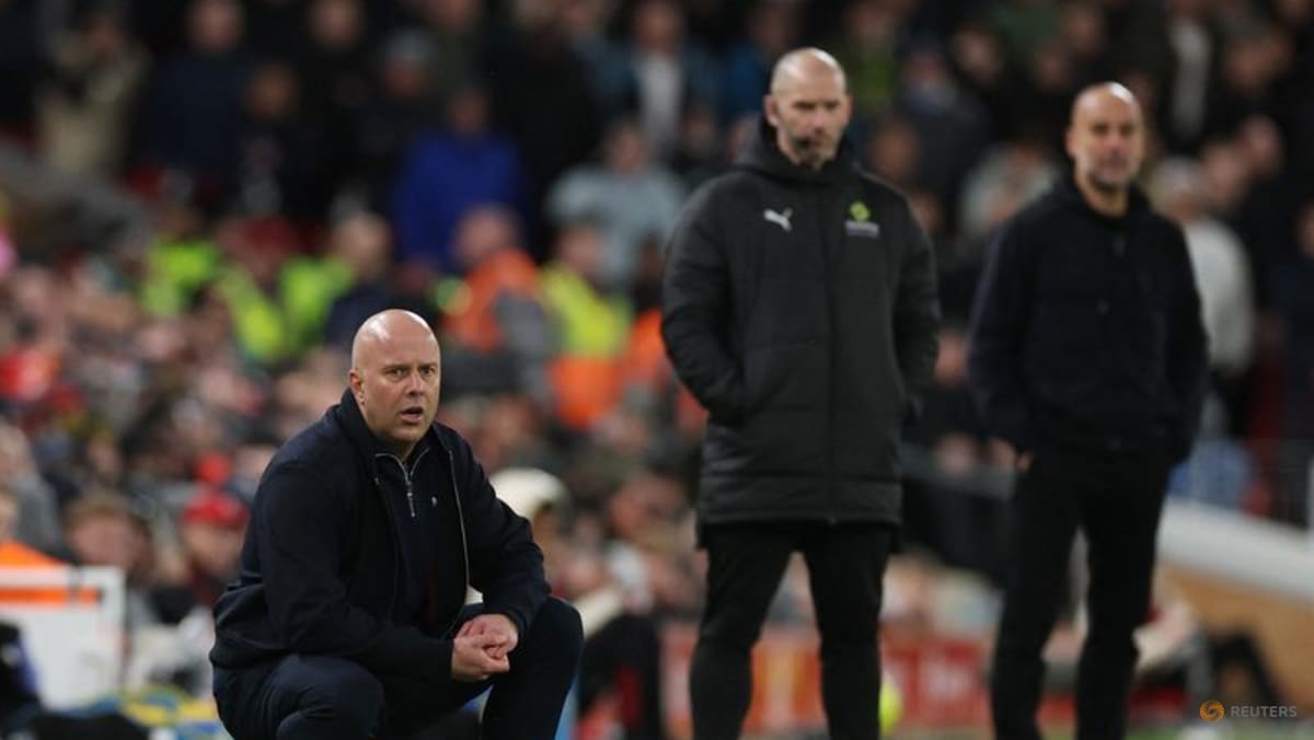 Slot bemoans officiating as Liverpool lose late on v Man City