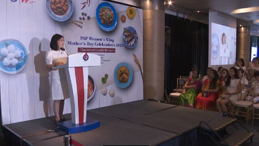 5,000 isi rumah akan terima baucar pasar raya Sayap Wanita & Yayasan Masyarakat PAP sempena Hari Ibu 5,000 isi rumah akan terima baucar pasar raya Sayap Wanita & Yayasan Masyarakat PAP sempena Hari Ibu